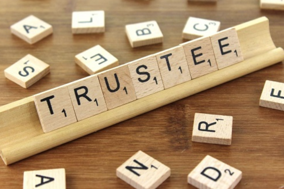 peranan pemegang amanah